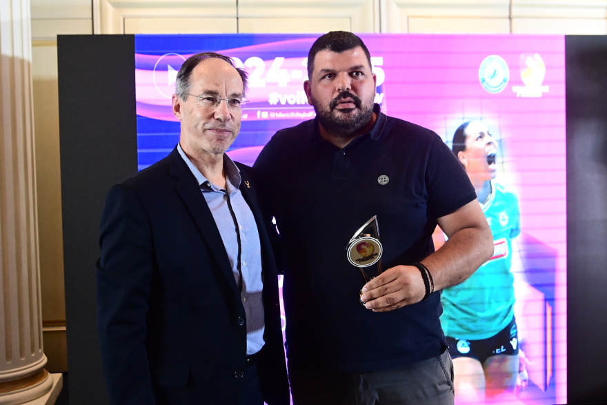 Volley League: Προανήγγειλε επαγγελματική λίγκα στις γυναίκες ο Βούρτσης 