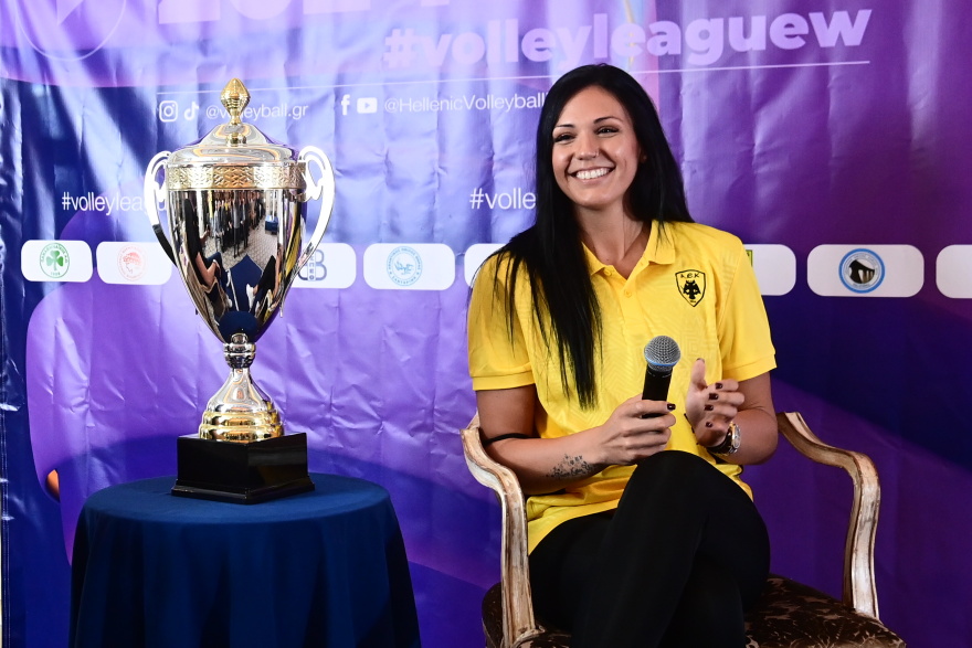 Volley League: Προανήγγειλε επαγγελματική λίγκα στις γυναίκες ο Βούρτσης 