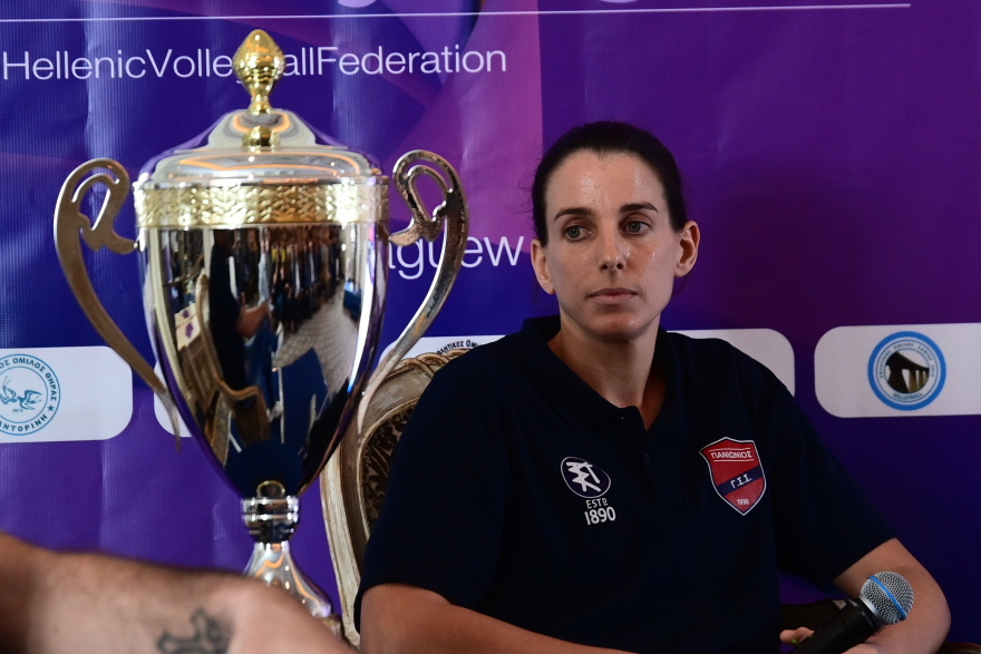 Volley League: Προανήγγειλε επαγγελματική λίγκα στις γυναίκες ο Βούρτσης 