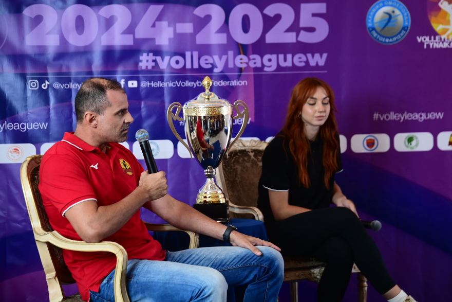 Volley League: Προανήγγειλε επαγγελματική λίγκα στις γυναίκες ο Βούρτσης 