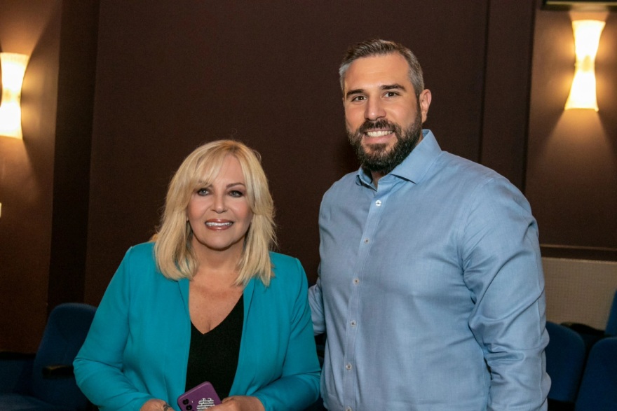 Βιβλίο: Η Σεμίνα Διγενή παρουσίασε τις «Αποδελτιώσεις»