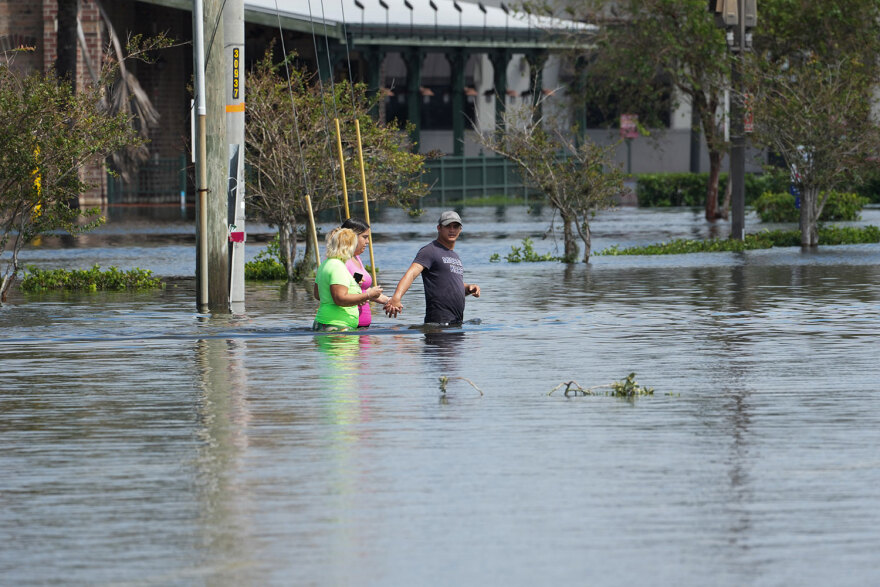 Ο τυφώνας Μίλτον απειλεί τώρα τις ασφαλιστικές εταιρείες στην Καλιφόρνια που καλούνται να πληρώσουν από $50 έως $100 δισ. 