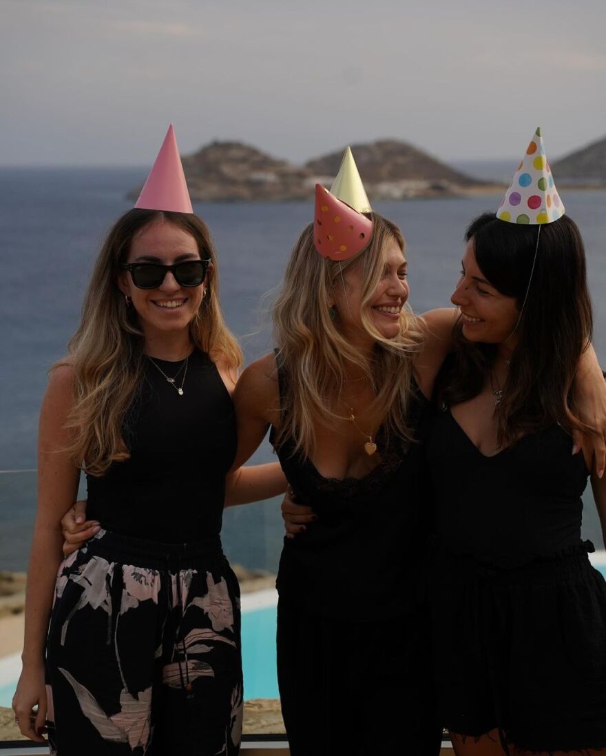 Κλέλια Ανδριολάτου: Γιόρτασε τα 28α γενέθλιά της στη Μύκονο - Έχουμε δρόμο ακόμα 