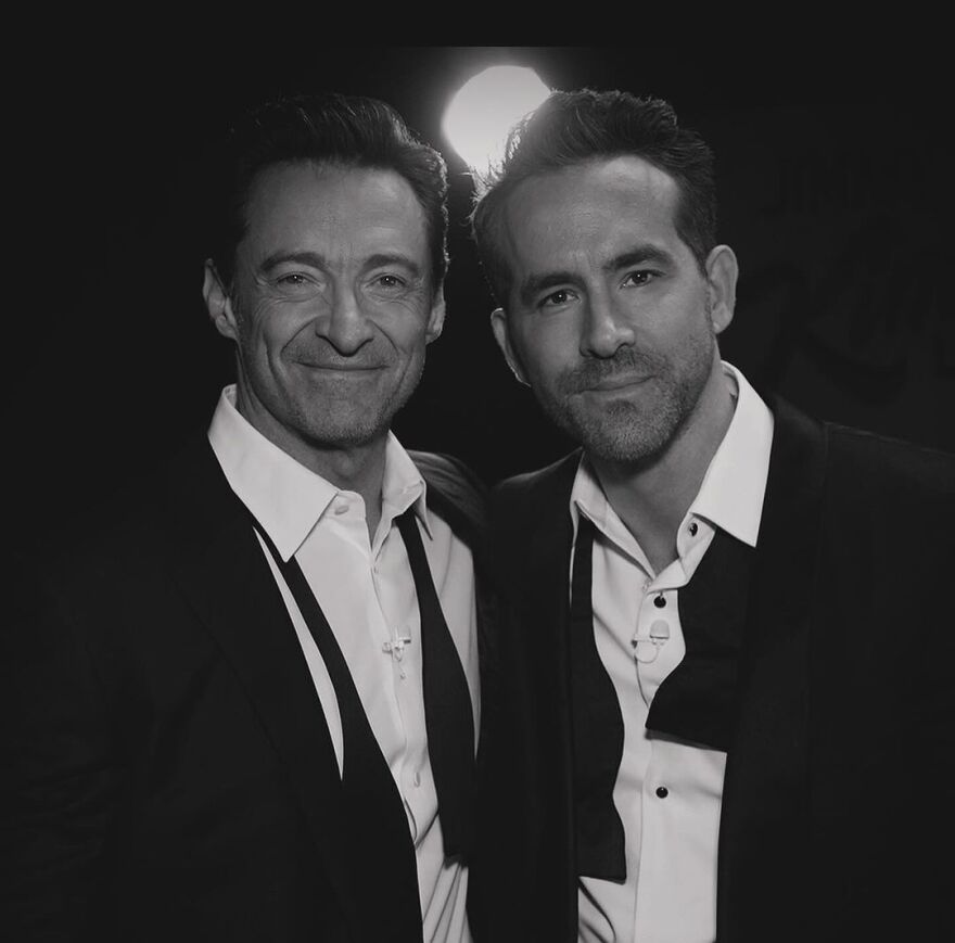 Ράιαν Ρέινολντς για τα γενέθλια του Χιου Τζάκμαν: Ελπίζω να το κάνουμε αυτό μέχρι τα 90 μας 