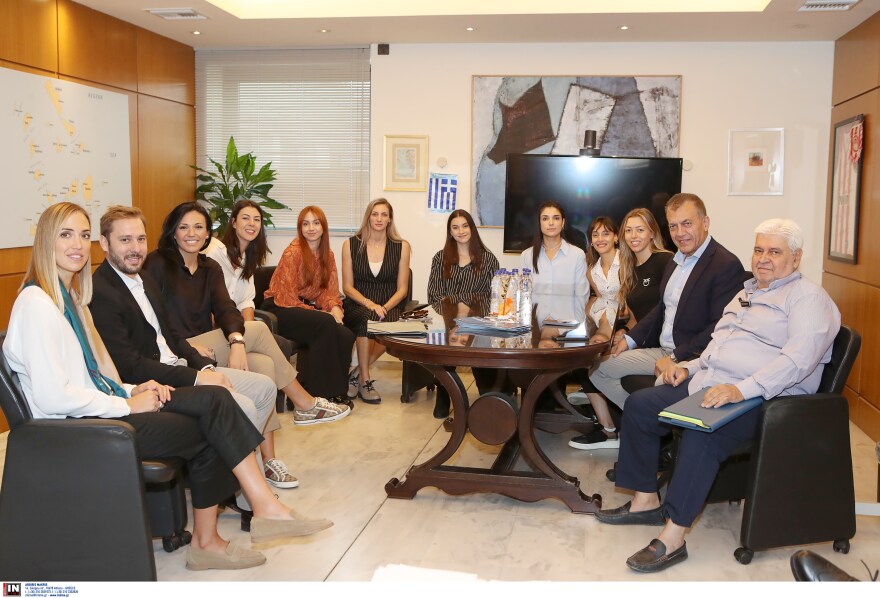 Βόλεϊ γυναικών: Συνάντηση Βρούτση με ΕΟΠΕ, ΠΑΣΑΠ και ένα ακόμη βήμα για τη δημιουργία επαγγελματικής λίγκας