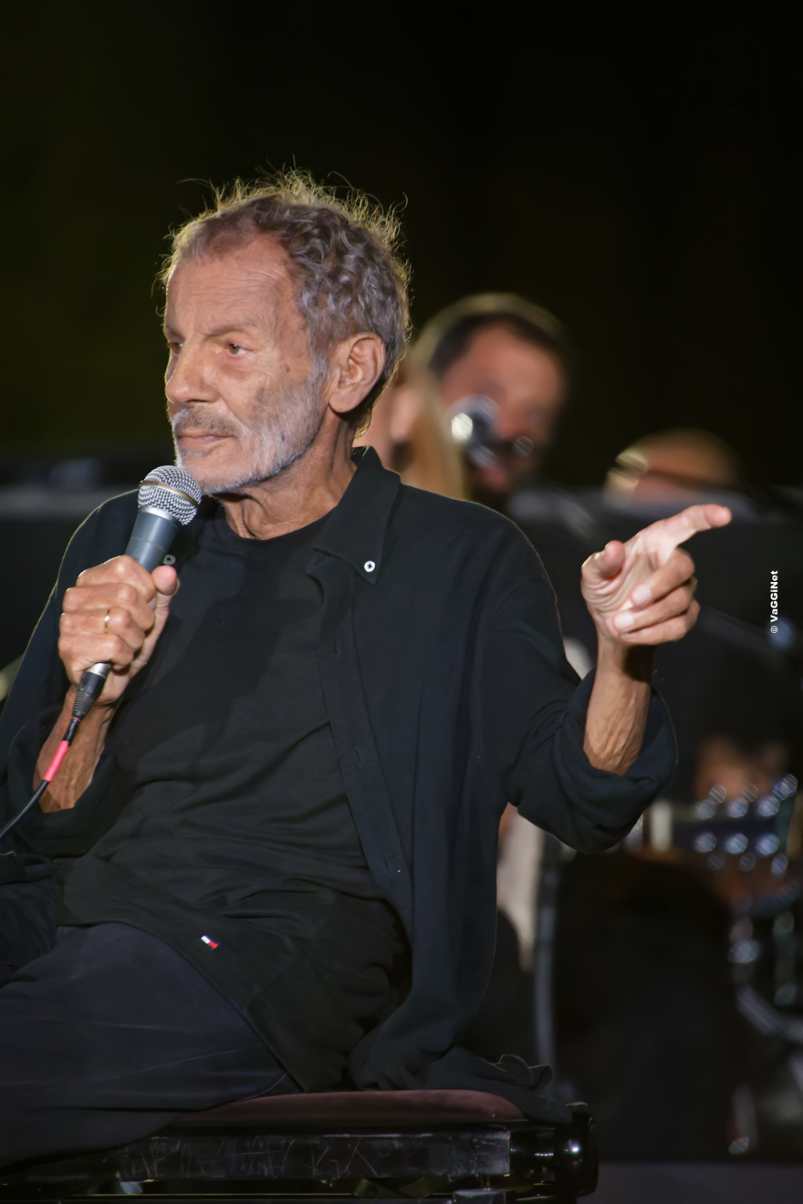 Σταύρος Ξαρχάκος: Η μουσική ιεροτελεστία του τον Ναό της Αφαίας στην Αίγινα - Δείτε βίντεο και φωτογραφίες