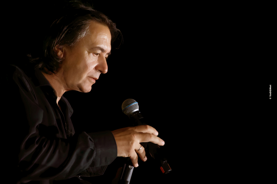 Σταύρος Ξαρχάκος: Η μουσική ιεροτελεστία του τον Ναό της Αφαίας στην Αίγινα - Δείτε βίντεο και φωτογραφίες