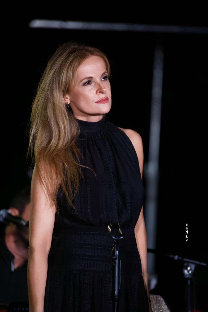 Σταύρος Ξαρχάκος: Η μουσική ιεροτελεστία του τον Ναό της Αφαίας στην Αίγινα - Δείτε βίντεο και φωτογραφίες