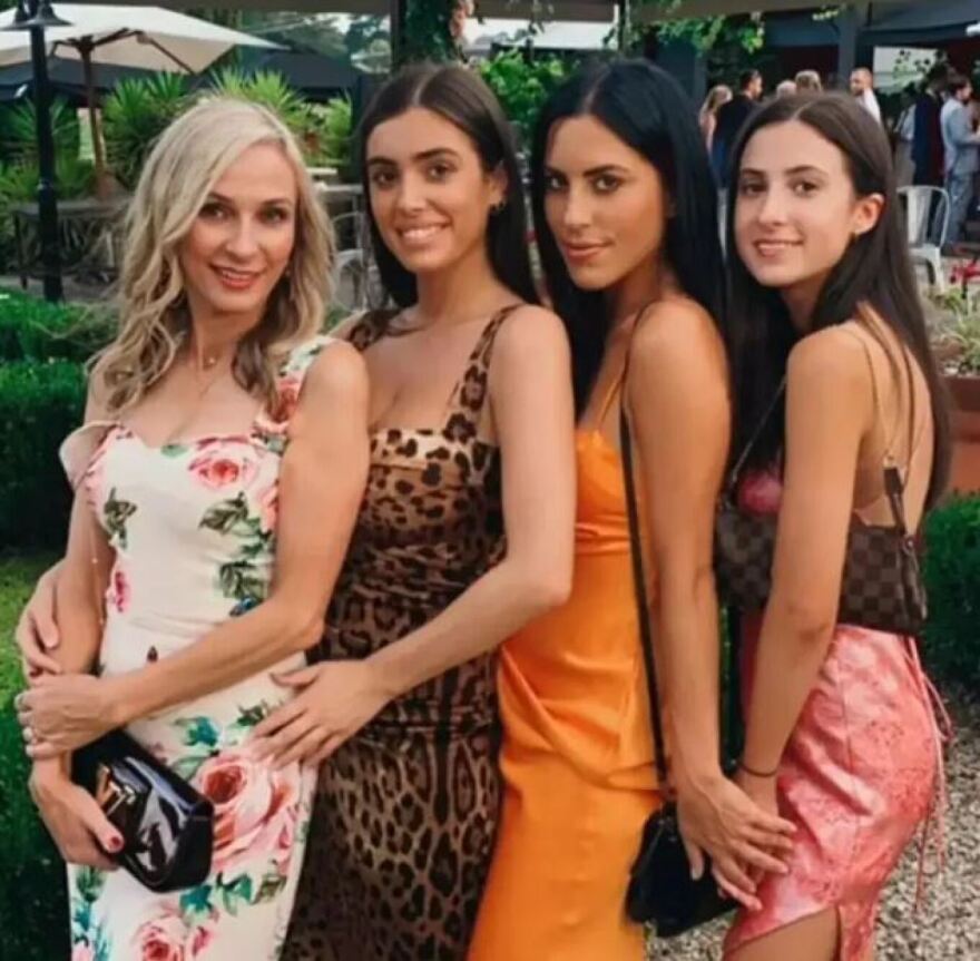 Μπιάνκα Σενσόρι: Η μητέρα της αντέδρασε στον ισχυρισμό ότι ο Κάνιε Γουέστ ήθελε να κοιμηθεί μαζί της 