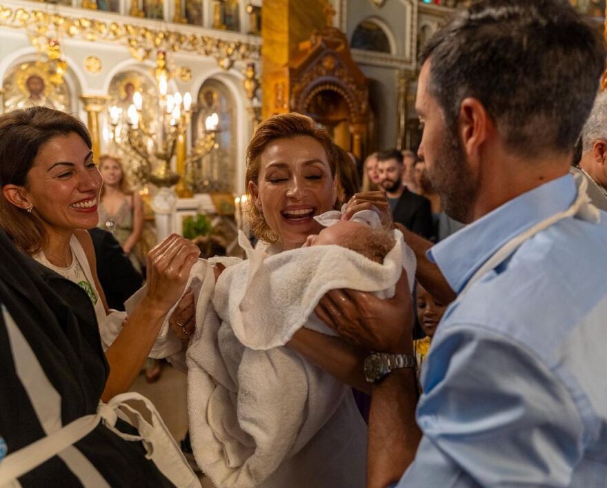 Γιούλικα Σκαφιδά: Βάφτισε τον 11 μηνών γιο της 