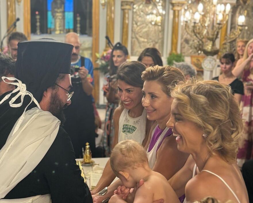 Γιούλικα Σκαφιδά: Βάφτισε τον 11 μηνών γιο της 