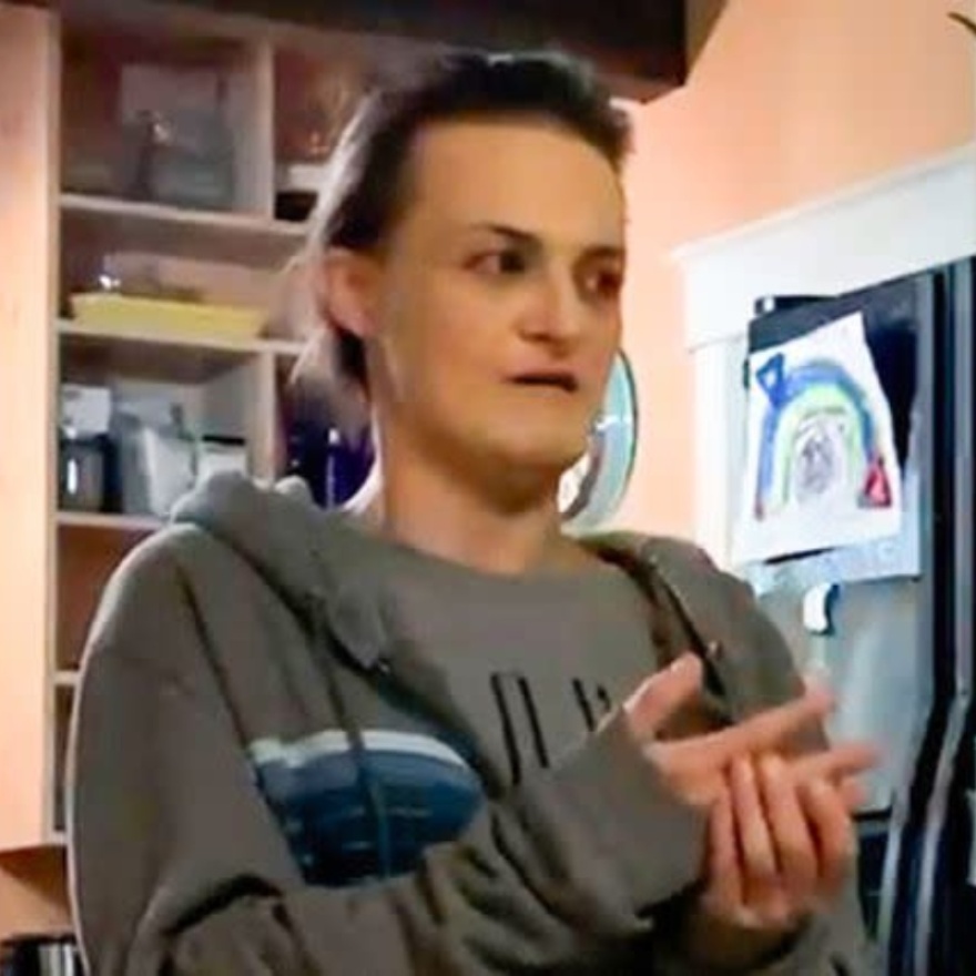 Grey's Anatomy: Ποια είναι η σεναριογράφος της σειράς που προσποιούνταν για πολλά χρόνια ότι είχε καρκίνο