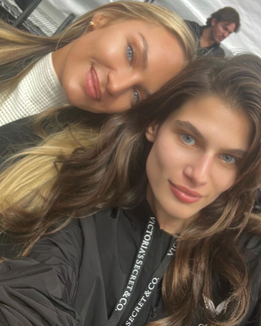 Ανθή Φακιδάρη: Έλαμψε στην πασαρέλα της Victoria's Secret - Ποιος είναι ο πρώτος «άγγελος» από την Ελλάδα