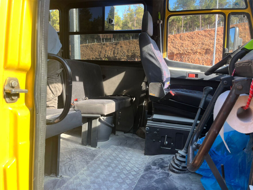 Θεσσαλονίκη: Άνοιξε πυροσβεστήρας σε σχολικό λεωφορείο και ακινητοποιήθηκε στον περιφερειακό