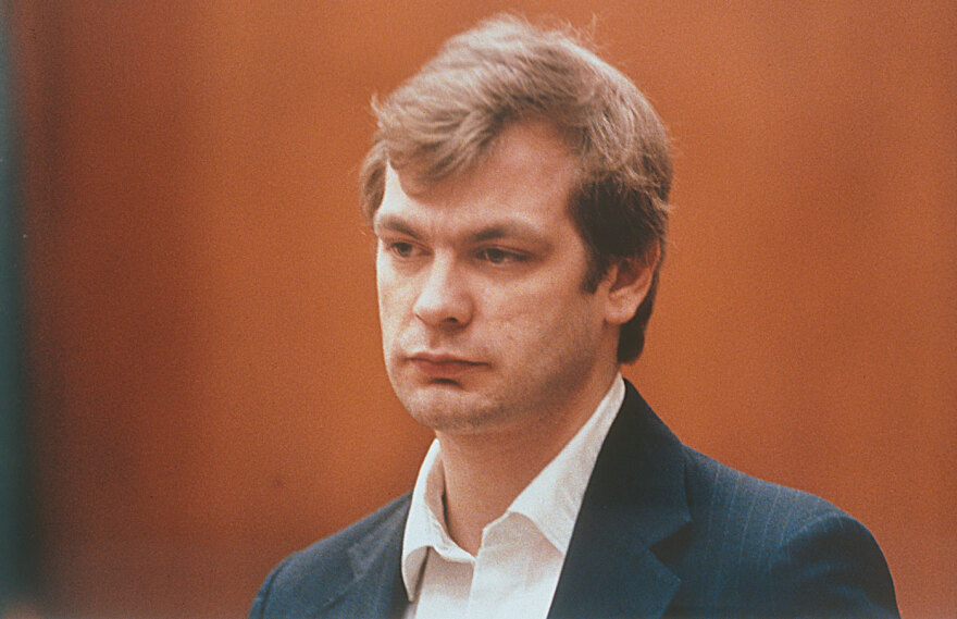 Πώς «εκπαιδεύονται» οι δολοφόνοι - Οι serial killers ξεκινούν την «καριέρα» τους από τα ζώα