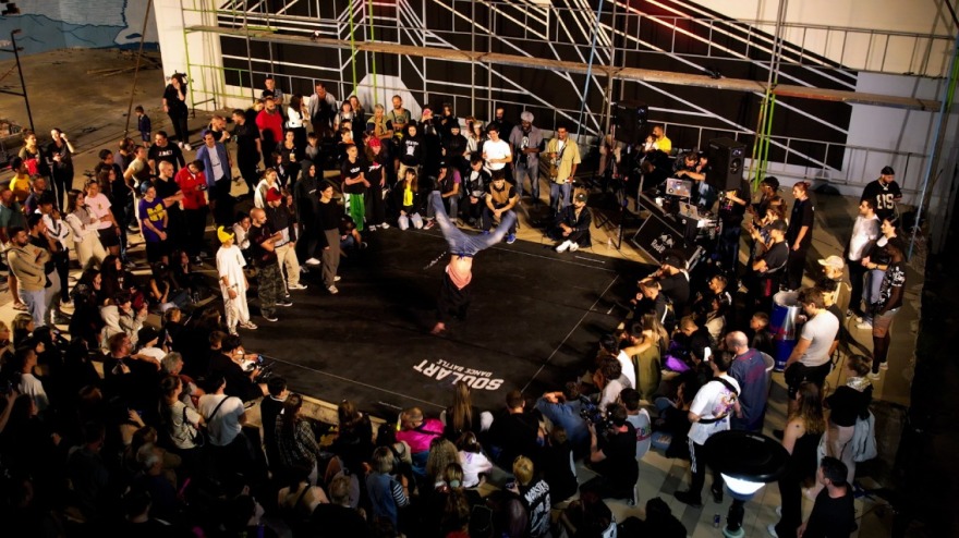 Η έκθεση Space Of Togetherness του ΝΕΟΝ στη Δραματική Σχολή του Εθνικού Θεάτρου - Δείτε το πρόγραμμα