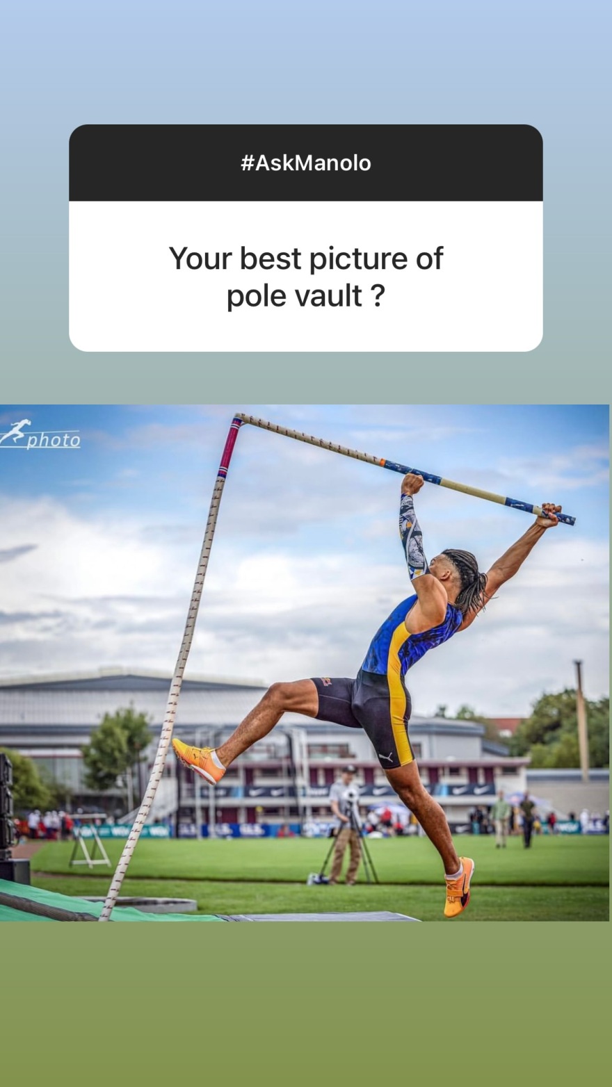 Εμμανουήλ Καραλής: Αποκάλυψε τον νέο του «έρωτα» και τρόλαρε για τον Πύργο Ηλείας