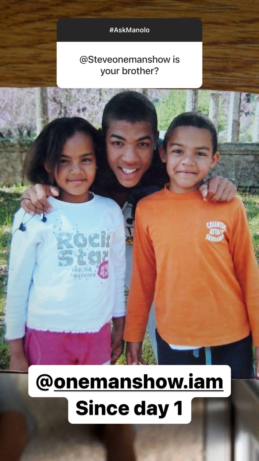 Εμμανουήλ Καραλής: Αποκάλυψε τον νέο του «έρωτα» και τρόλαρε για τον Πύργο Ηλείας