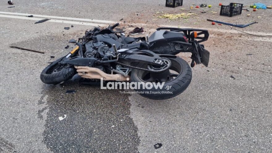 Τραγωδία έξω από τη Λαμία - Νεκρός 44χρονος πατέρας 4 παιδιών από τη σύγκρουση της μηχανής του με αγροτικό