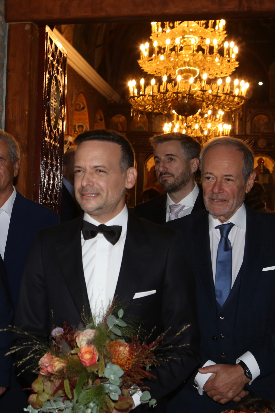 Παντρεύτηκε ο Χάρης Δούκας τη Γεωργία Πολυτάνου στη Θήβα - Βίντεο και φωτογραφίες 