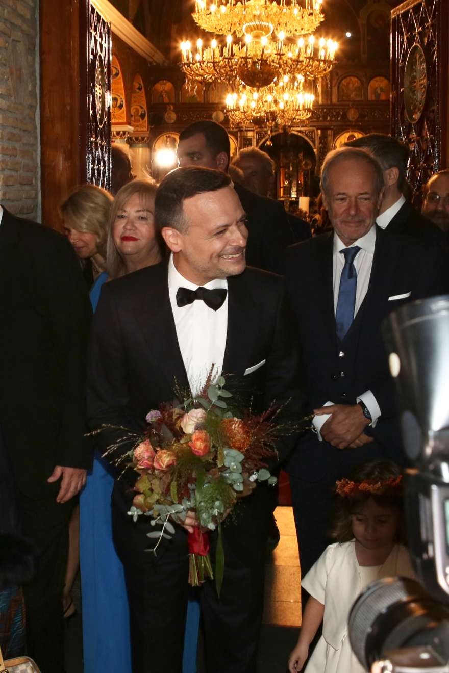 Παντρεύτηκε ο Χάρης Δούκας τη Γεωργία Πολυτάνου στη Θήβα - Βίντεο και φωτογραφίες 