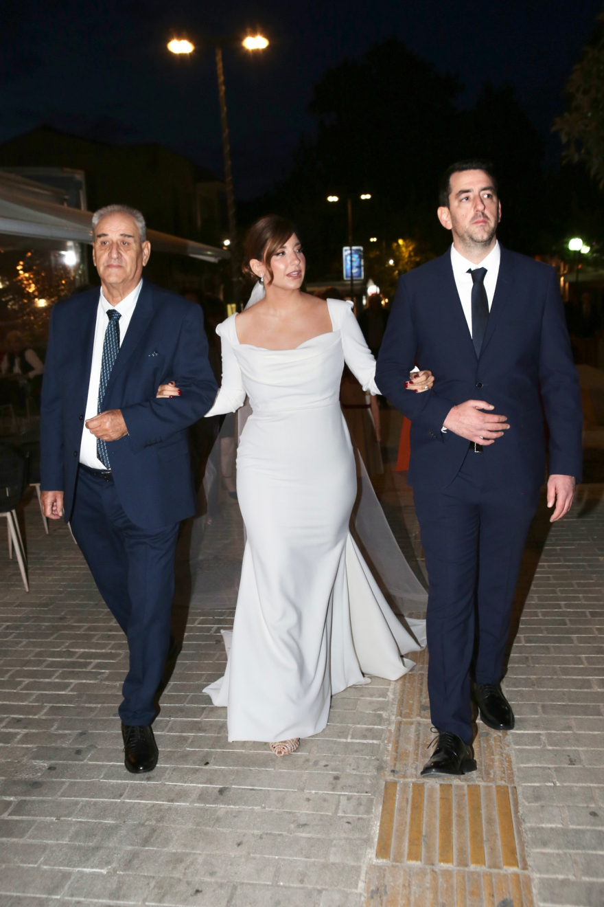 Παντρεύτηκε ο Χάρης Δούκας τη Γεωργία Πολυτάνου στη Θήβα - Βίντεο και φωτογραφίες 