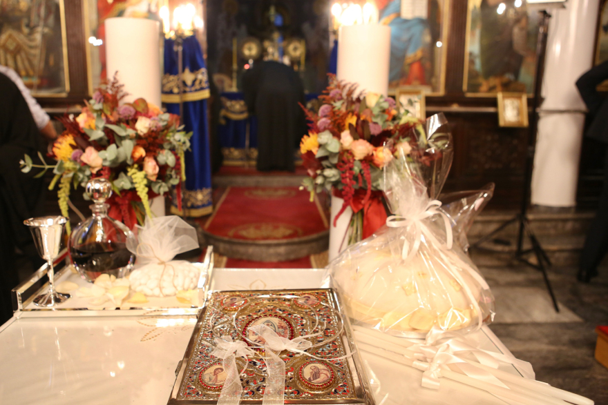 Παντρεύτηκε ο Χάρης Δούκας τη Γεωργία Πολυτάνου στη Θήβα - Βίντεο και φωτογραφίες 