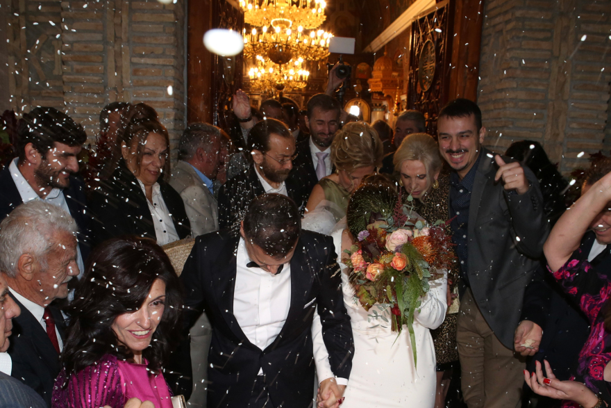 Παντρεύτηκε ο Χάρης Δούκας τη Γεωργία Πολυτάνου στη Θήβα - Βίντεο και φωτογραφίες 