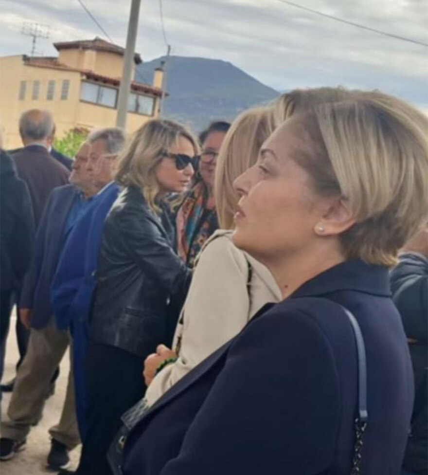 Βάσω Παπανδρέου: Το «όλον ΠΑΣΟΚ» την αποχαιρέτησε στο Αίγιο - Δείτε φωτογραφίες