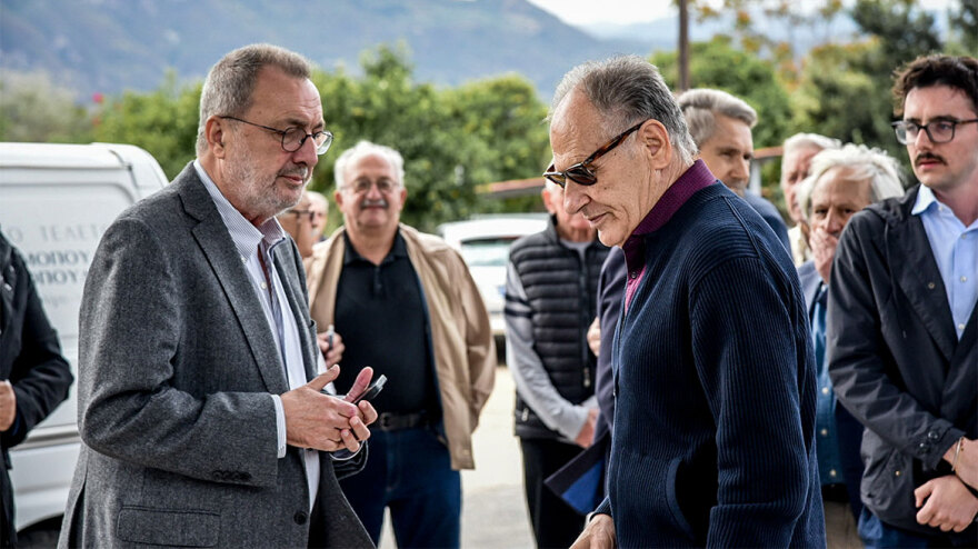 Βάσω Παπανδρέου: Το «όλον ΠΑΣΟΚ» την αποχαιρέτησε στο Αίγιο - Δείτε φωτογραφίες