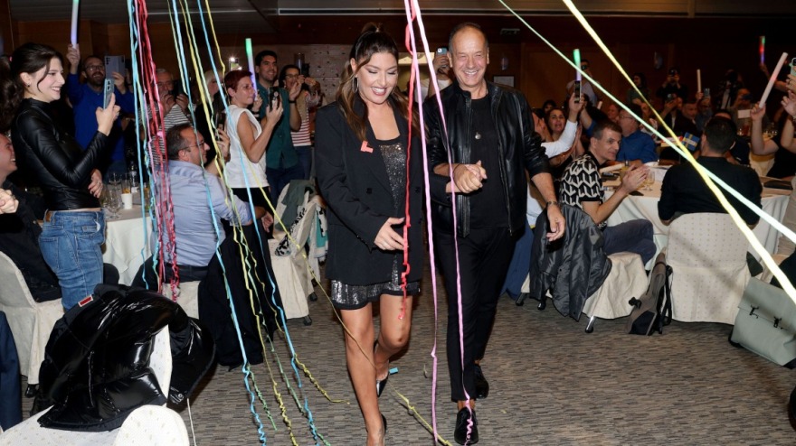 Έλενα Παπαρίζου: Θα πήγαινα ξανά στη Eurovision αν είχα το κατάλληλο τραγούδι