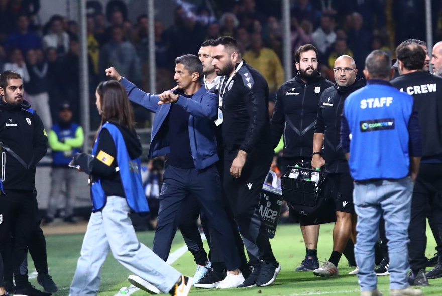 ΑΕΚ - ΠΑΟΚ: Ένταση με Λουτσέσκου μετά το τελευταίο σφύριγμα - Χειρονομίες προς τον κόσμο της Ένωσης - Βίντεο, φωτογραφίες 