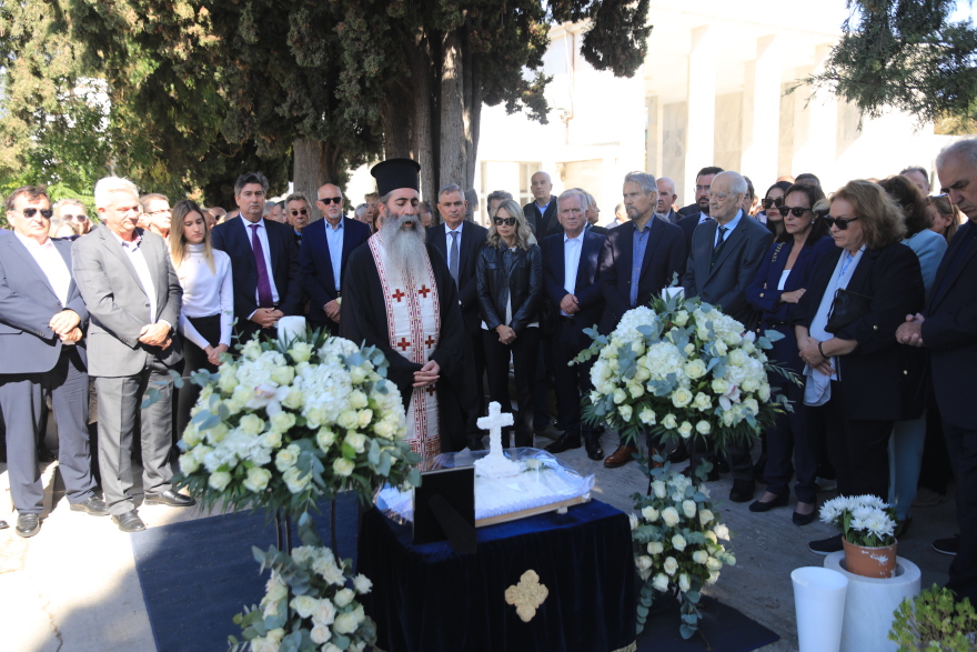 Το μνημόσυνο για τα τρία χρόνια από τον θάνατο της Φώφης Γεννηματά - Δείτε βίντεο και φωτογραφίες