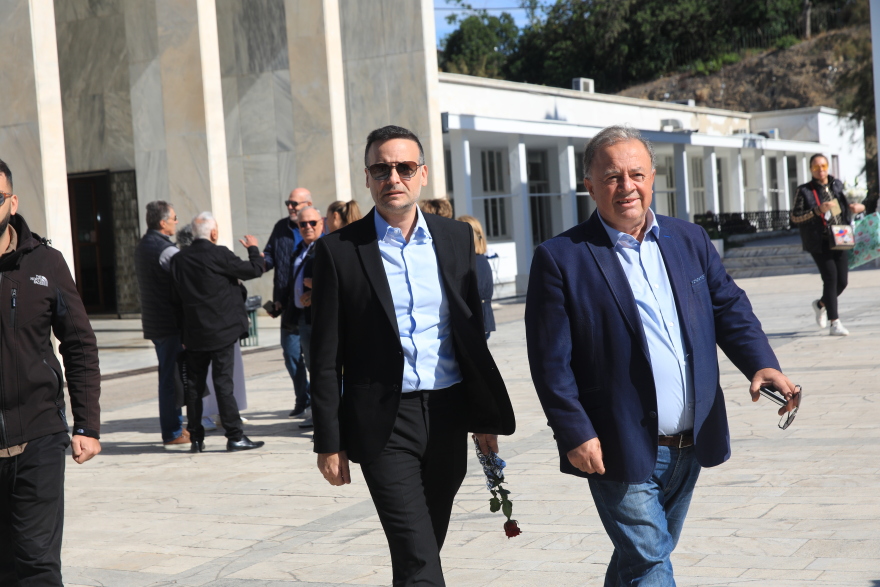 Το μνημόσυνο για τα τρία χρόνια από τον θάνατο της Φώφης Γεννηματά - Δείτε βίντεο και φωτογραφίες