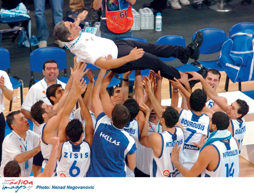 Παναγιώτης Γιαννάκης Vs Νίκος Γκάλης: Όλη η αλήθεια για την κόντρα που ξεκίνησε από μια πάσα