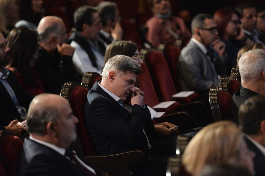 Τσίπρας: Άφησε ανοιχτό παράθυρο για ένα νέο «πολιτικό υποκείμενο αλλαγής»