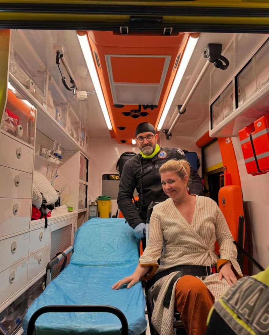 Νάντια Κοντογεώργη: Οι φωτογραφίες μέσα από το ασθενοφόρο και η ανάρτηση μετά το ατύχημα που είχε