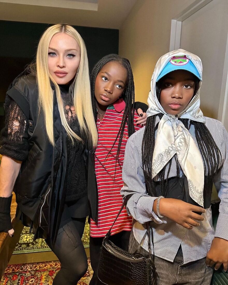 Μαντόνα: Παρακολούθησε τη συναυλία της Μπίλι Άιλις με τα παιδιά της - Δείτε φωτογραφίες