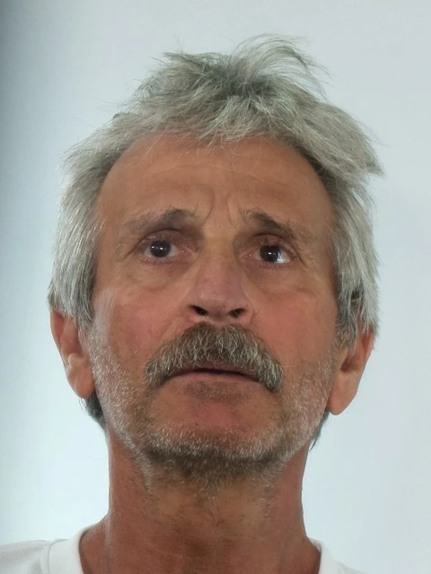 Κρήτη: Δημοσιοποιήθηκαν τα στοιχεία του 64χρονου καθηγητή που κατηγορείται για τον βιασμό έξι ανηλίκων