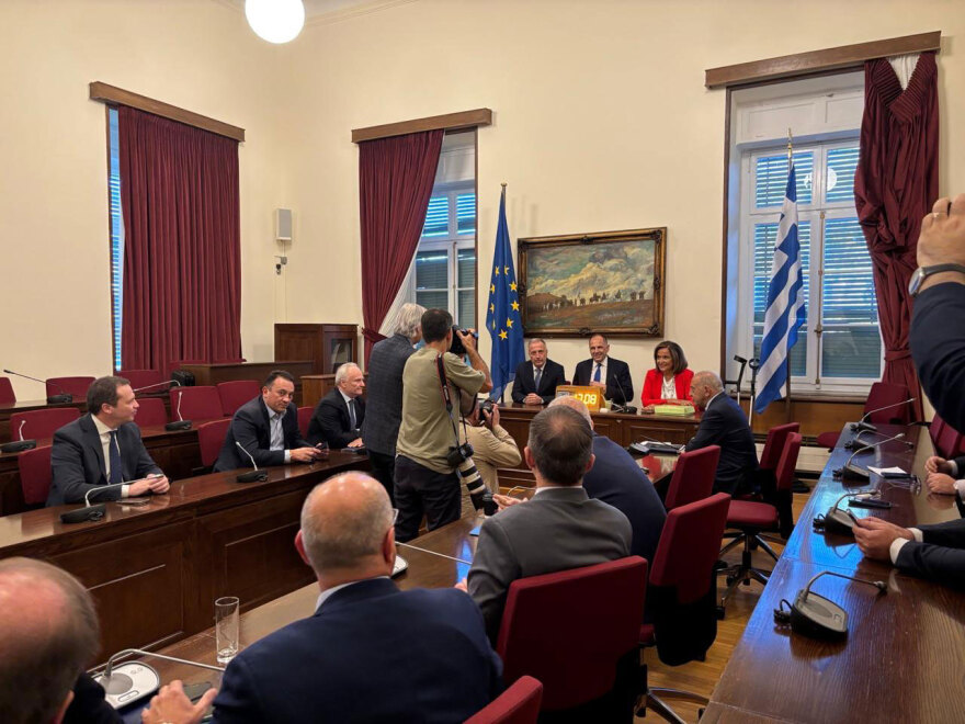 Στα ελληνοτουρκικά δεν υπάρχει μέση οδός, είπε ο Γεραπετρίτης στους βουλευτές της ΝΔ - «Είμαστε μακριά από το συνυποσχετικό»