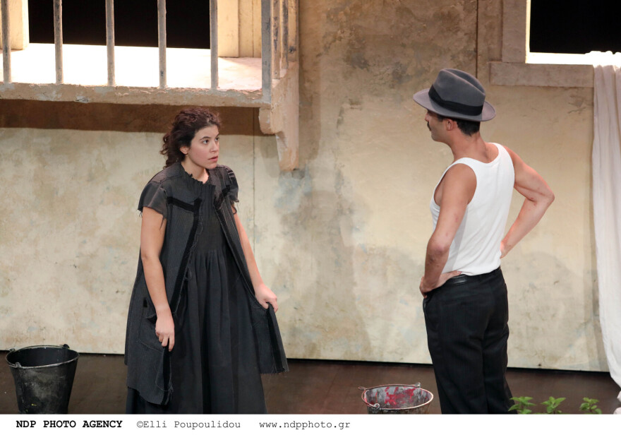 Σταύρος Θεοδωράκης: Παρακολούθησε την κόρη του στο θέατρο