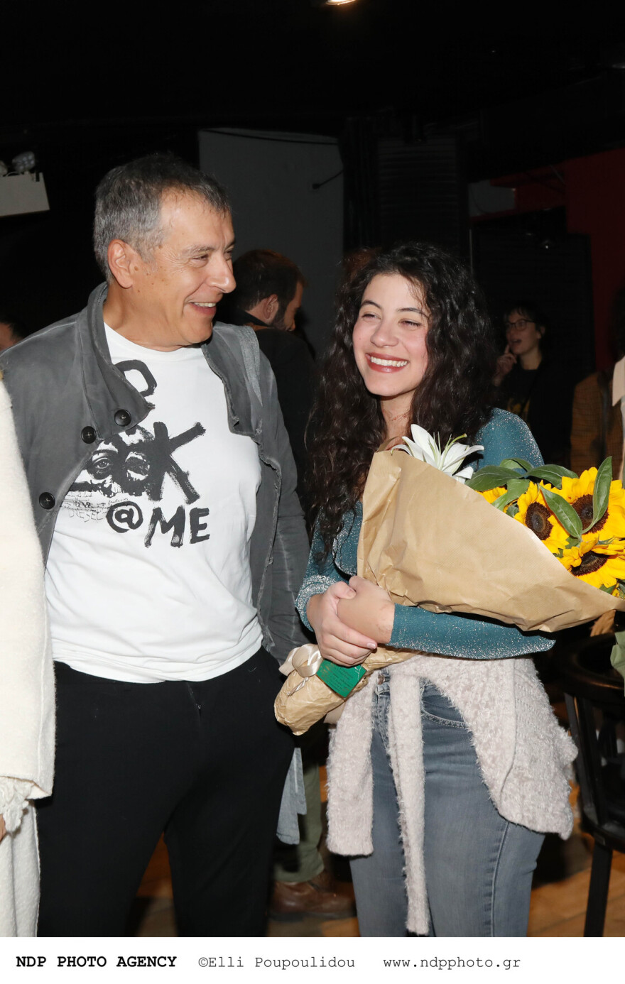 Σταύρος Θεοδωράκης: Παρακολούθησε την κόρη του στο θέατρο