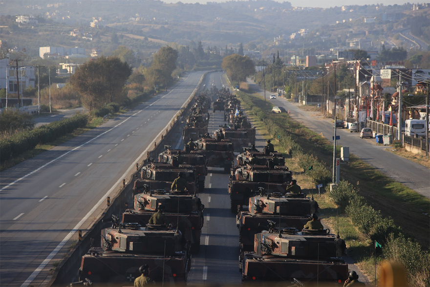 Θεσσαλονίκη: Εντυπωσιακές εικόνες από την πρόβα τζενεράλε για την στρατιωτική παρέλαση της 28ης Οκτωβρίου