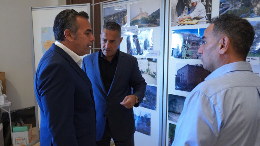 Σε κλίμα συγκίνησης η ετήσια συνάντηση κατοίκων του κατεχόμενου χωριού Σύσκληπος στη βόρεια Κύπρο