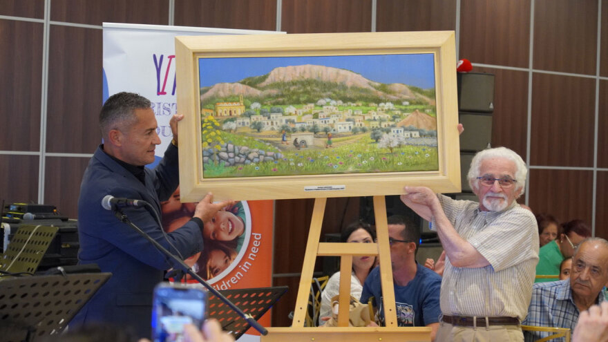 Σε κλίμα συγκίνησης η ετήσια συνάντηση κατοίκων του κατεχόμενου χωριού Σύσκληπος στη βόρεια Κύπρο