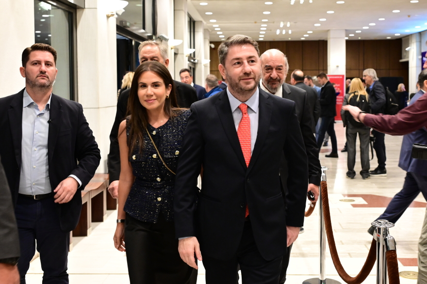 Μητσοτάκης στον ΣΕΒ:  Τα κέρδη των επιχειρήσεων δεν πρέπει να μεταφράζονται μόνο σε μερίσματα, αλλά και σε καλύτερους μισθούς