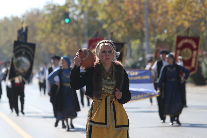 28η Οκτωβρίου: Δείτε  εντυπωσιακές φωτογραφίες και βίντεο από τη στρατιωτική παρέλαση στη Θεσσαλονίκη