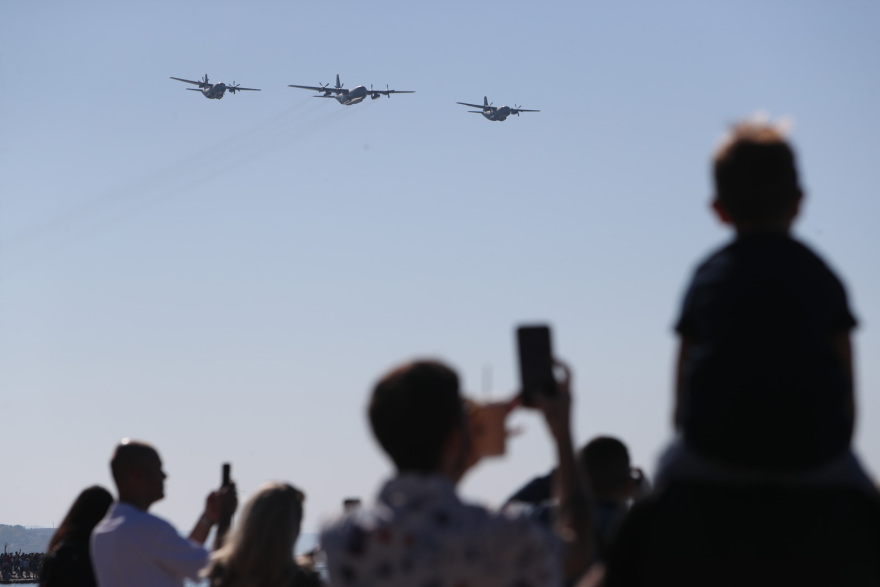 28η Οκτωβρίου: Δείτε  εντυπωσιακές φωτογραφίες και βίντεο από τη στρατιωτική παρέλαση στη Θεσσαλονίκη