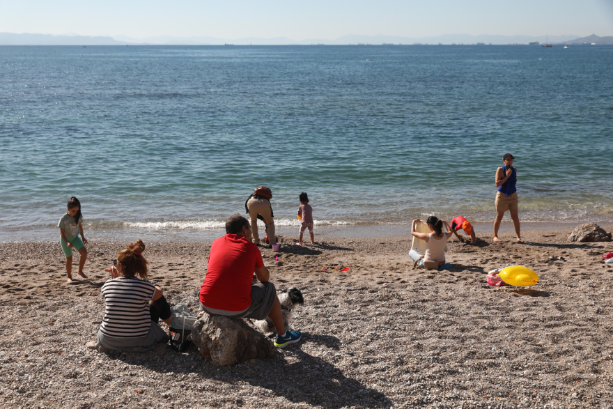 Εξόρμηση στον Φλοίσβο για τους Αθηναίους μετά την παρέλαση της 28ης Οκτωβρίου