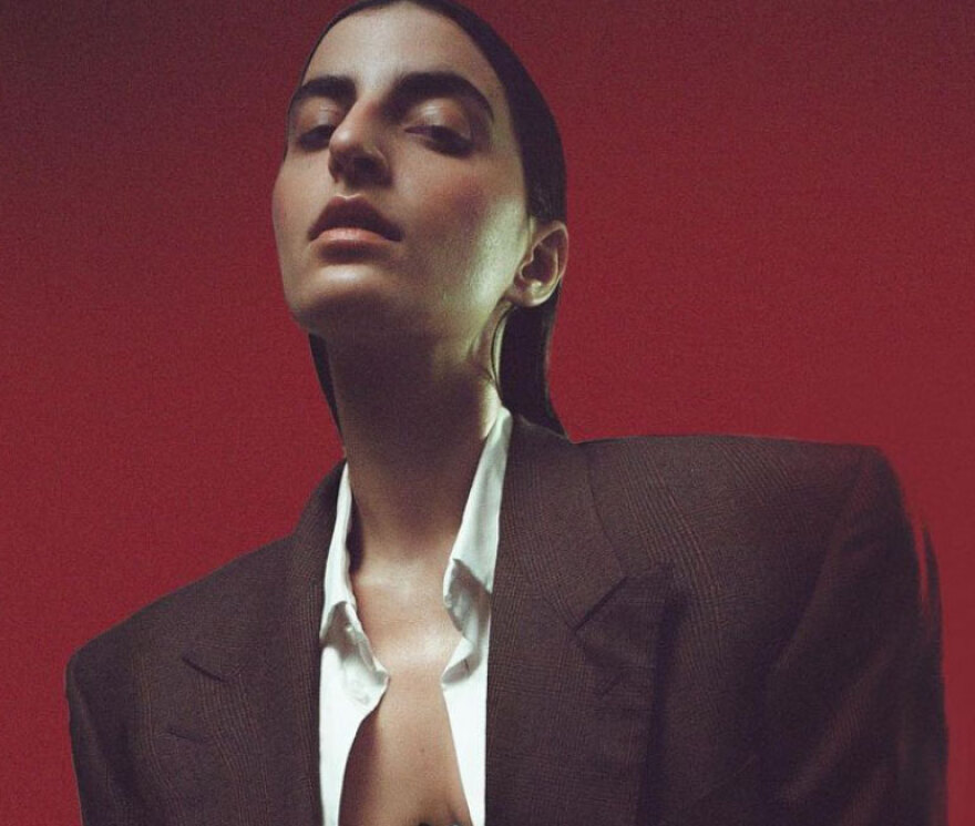 «Θηλυκότητα, Ταυτότητα, Εικόνα» Οι Isabelle Kountoure, Νάσια Μάτσα και Αμίνα Μοσκώφ συζητούν με την Αφροδίτη Γκόνου